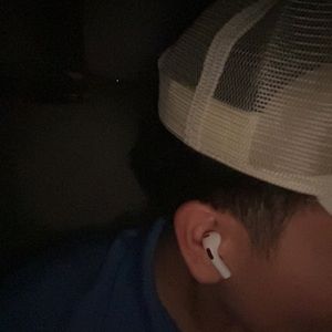 Meet your Posher, Marcos